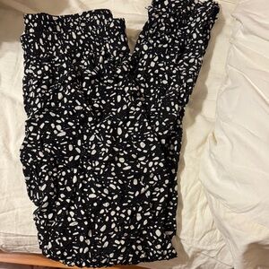 Bella Luxx Monochrome Abstract Pants